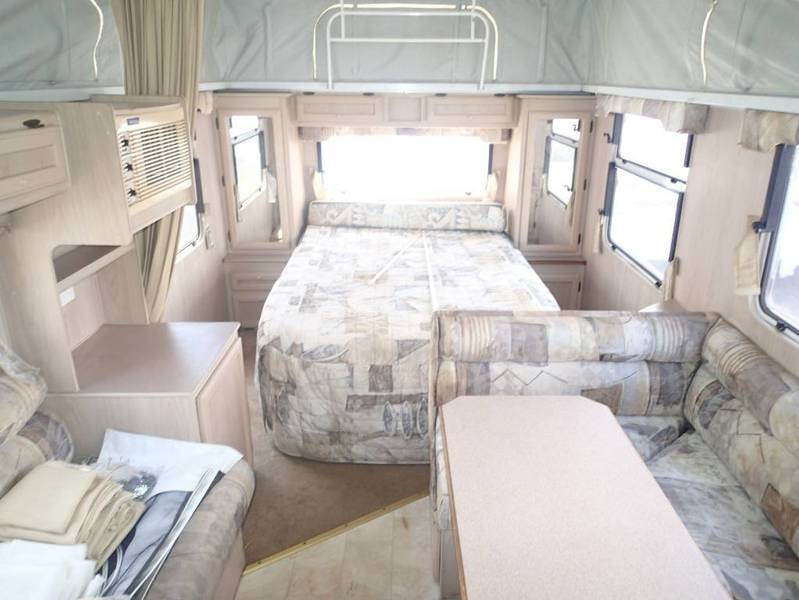 2001 JAYCO WESTPORT 19