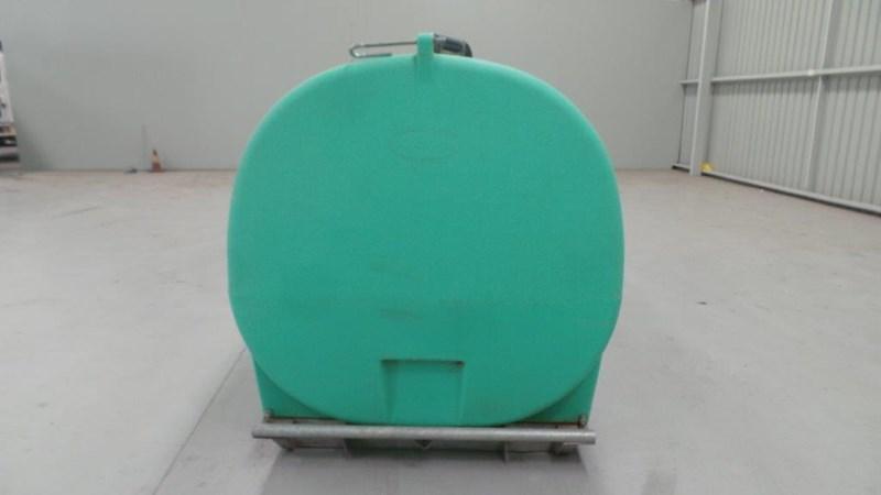 2016 WORKMATE 4000 LITRE POLY TANK