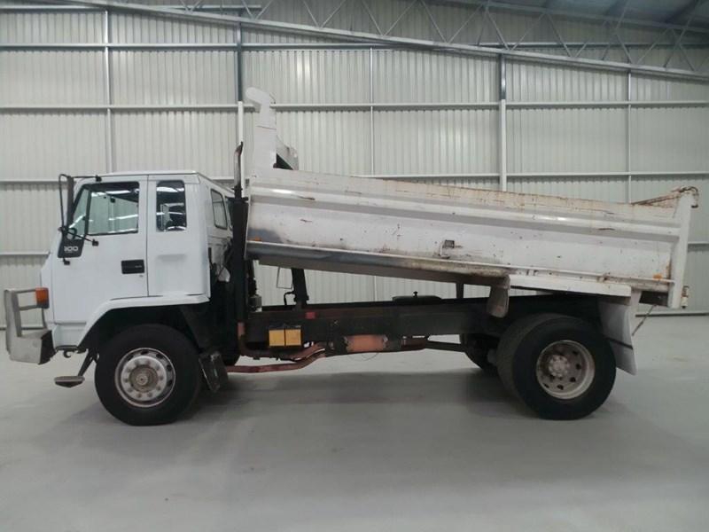 1993 ISUZU FVR900