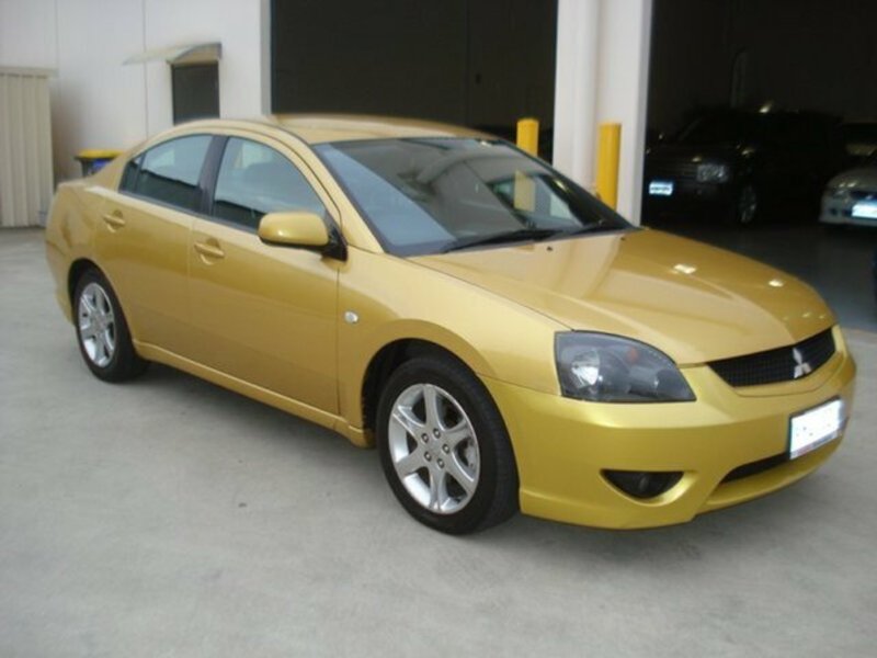 2005 MITSUBISHI 380 VRX
