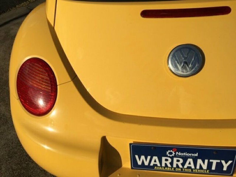2001 VOLKSWAGEN BEETLE SUNSHINE 9C