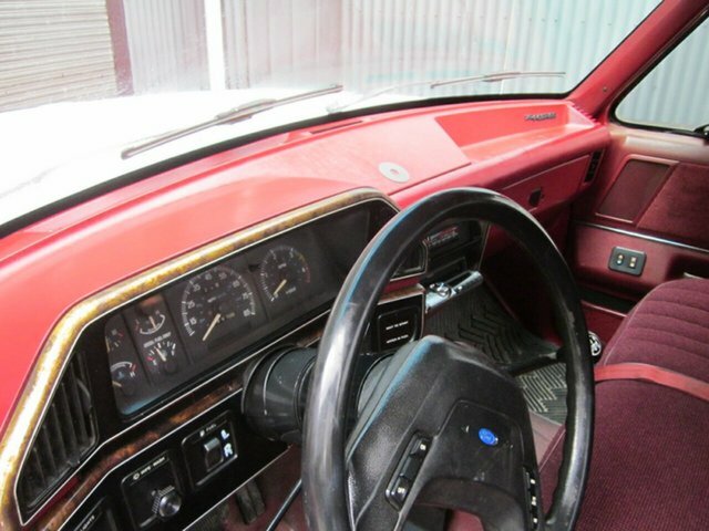 1988 FORD F450 5 SP MANUAL 2D CAB CHASSIS