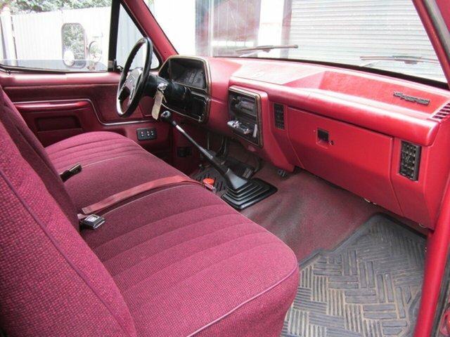 1988 FORD F450 5 SP MANUAL 2D CAB CHASSIS
