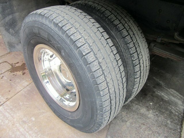 1988 FORD F450 5 SP MANUAL 2D CAB CHASSIS