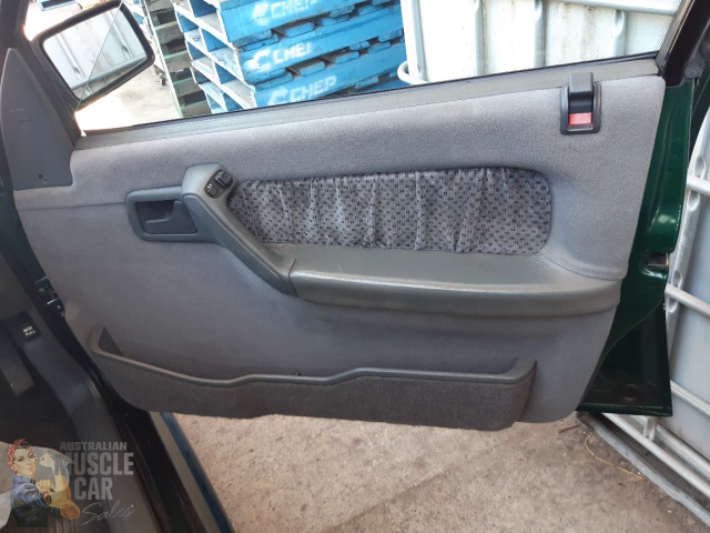 1990 HSV SV5000 VN 4 SPEED AUTOMATIC SEDAN
