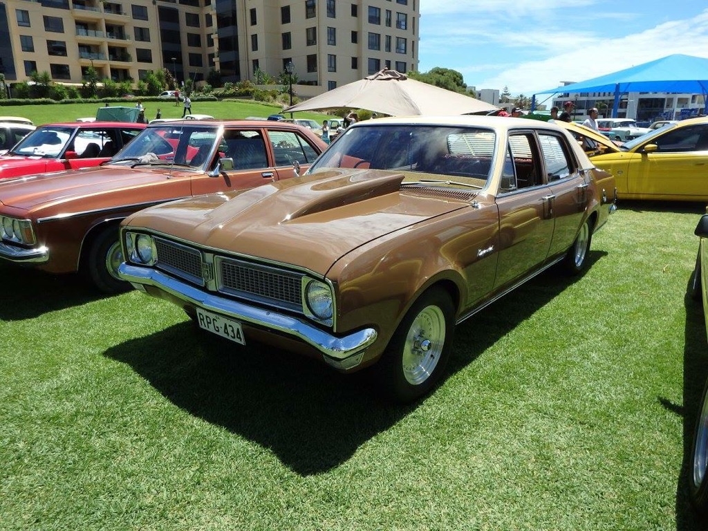 1970 HOLDEN KINGSWOOD HG SEDAN