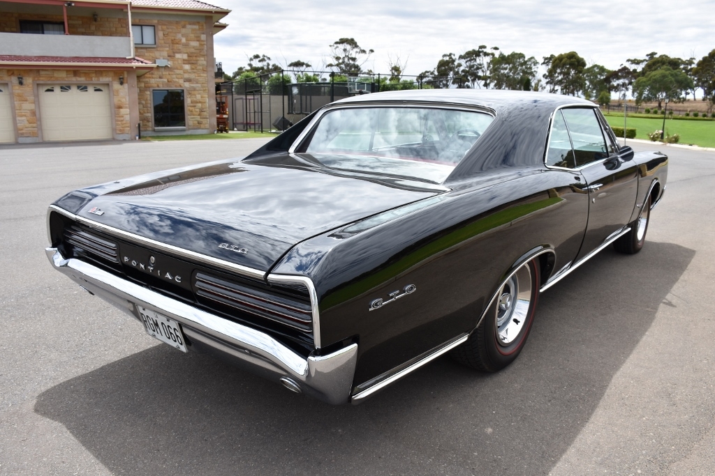 1966 PONTIAC GTO TRI-POWER COUPE