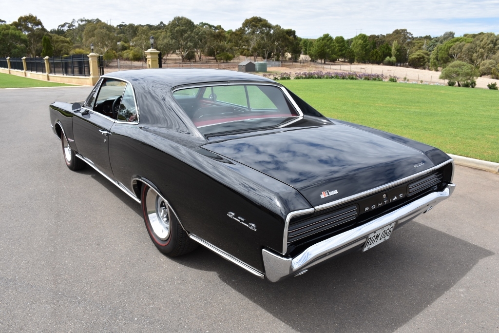 1966 PONTIAC GTO TRI-POWER COUPE