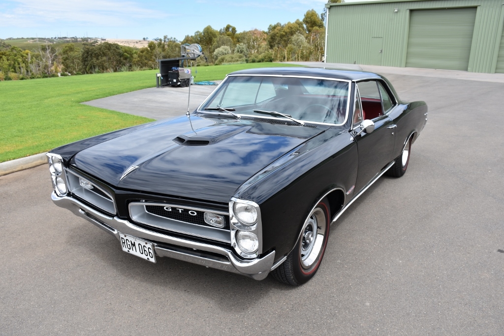 1966 PONTIAC GTO TRI-POWER COUPE
