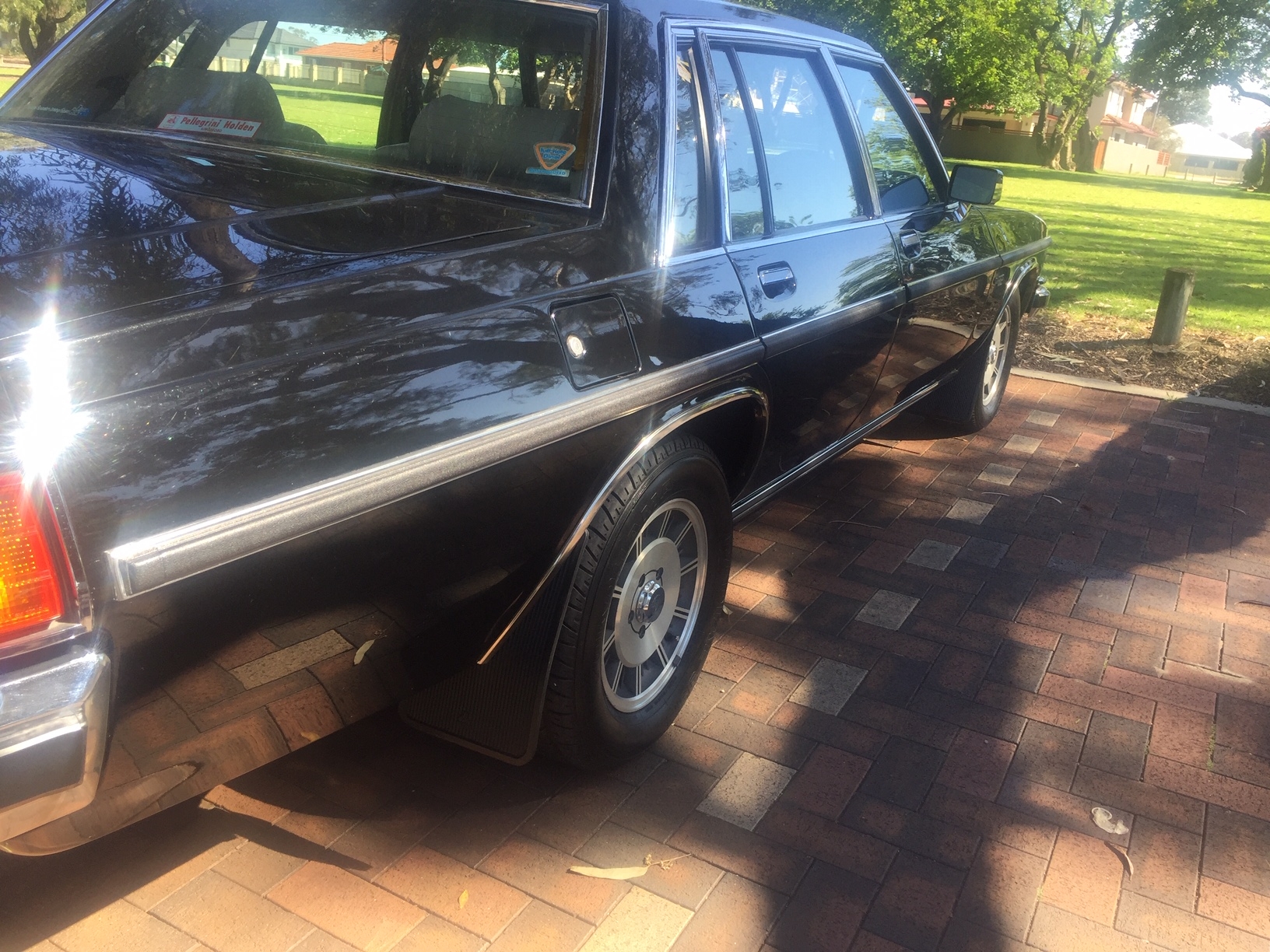 1984 HOLDEN DEALER TEAM STATESMAN CAPRICE MAGNUM WB SEDAN