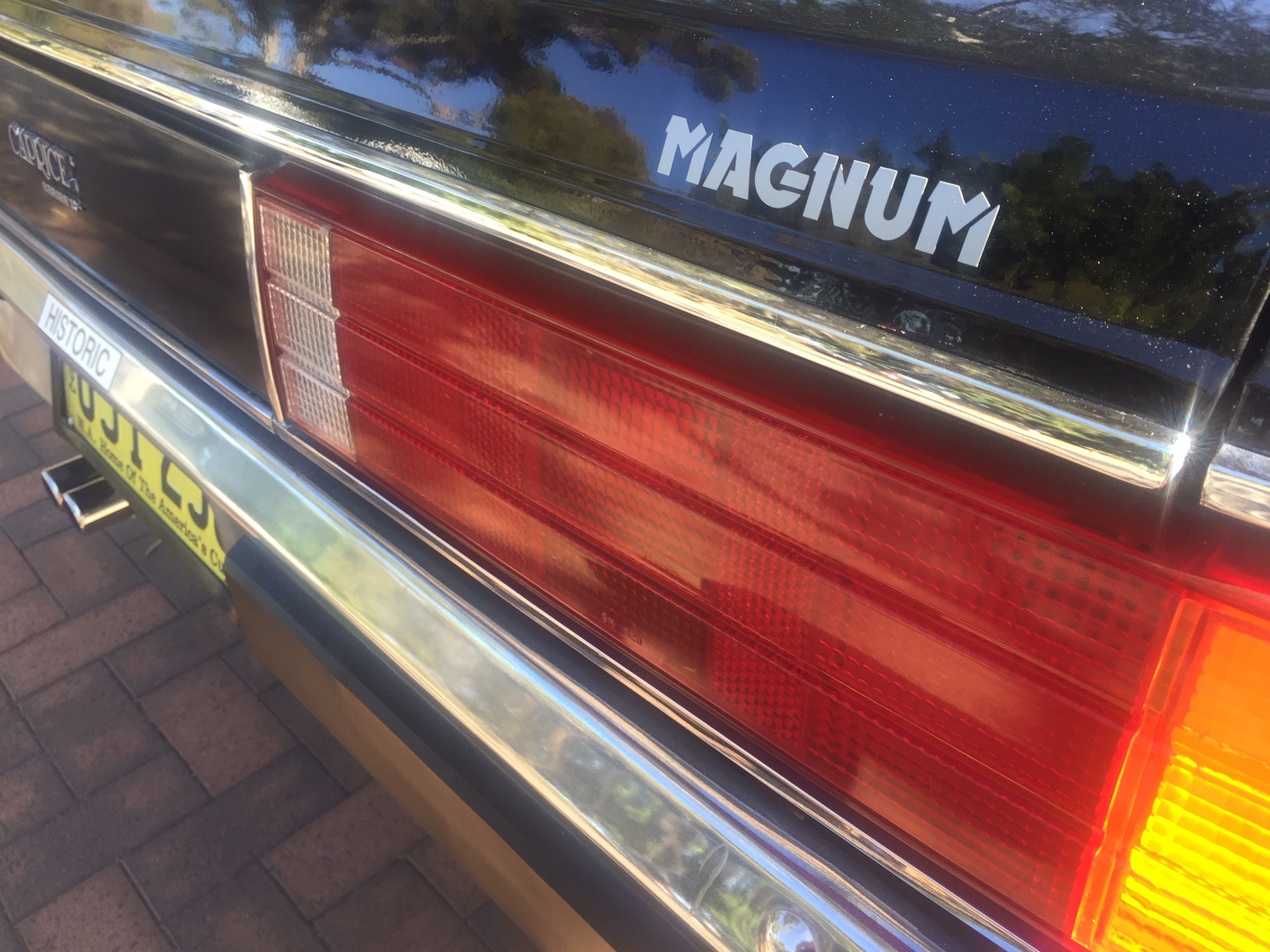1984 HOLDEN DEALER TEAM STATESMAN CAPRICE MAGNUM WB SEDAN