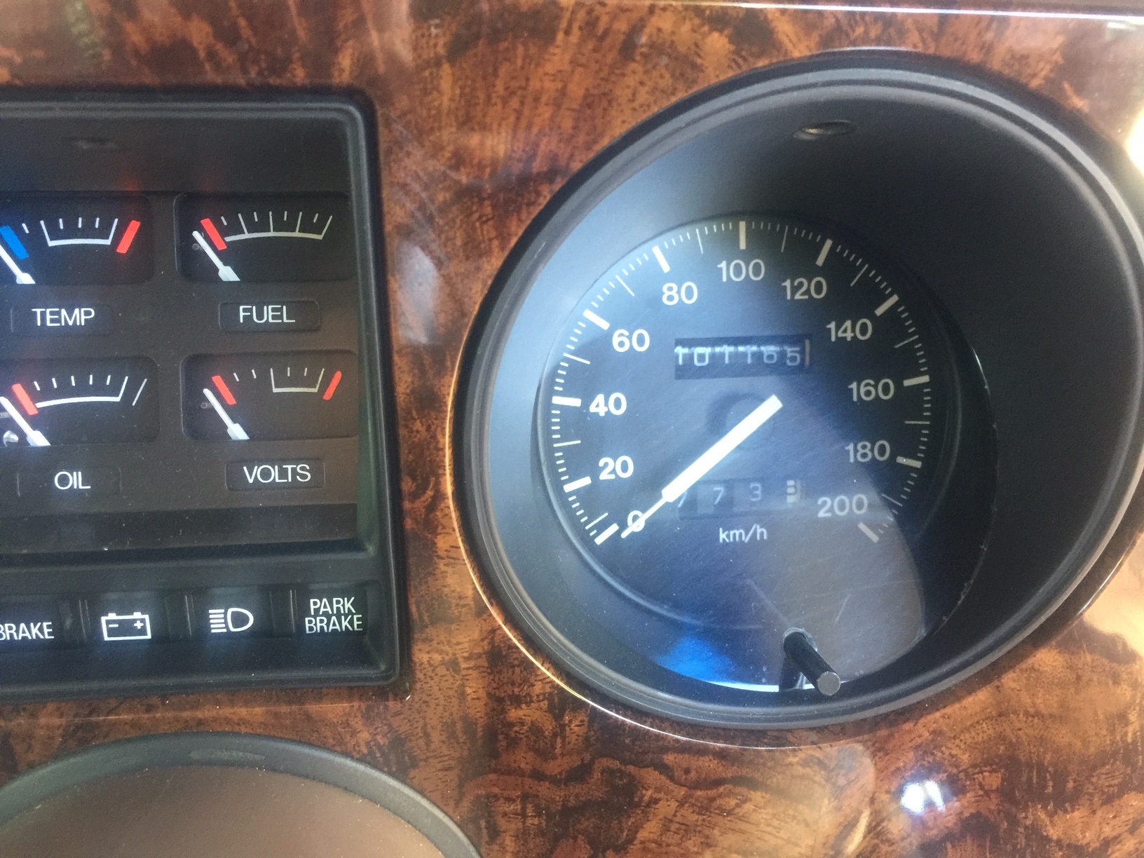 1984 HOLDEN DEALER TEAM STATESMAN CAPRICE MAGNUM WB SEDAN