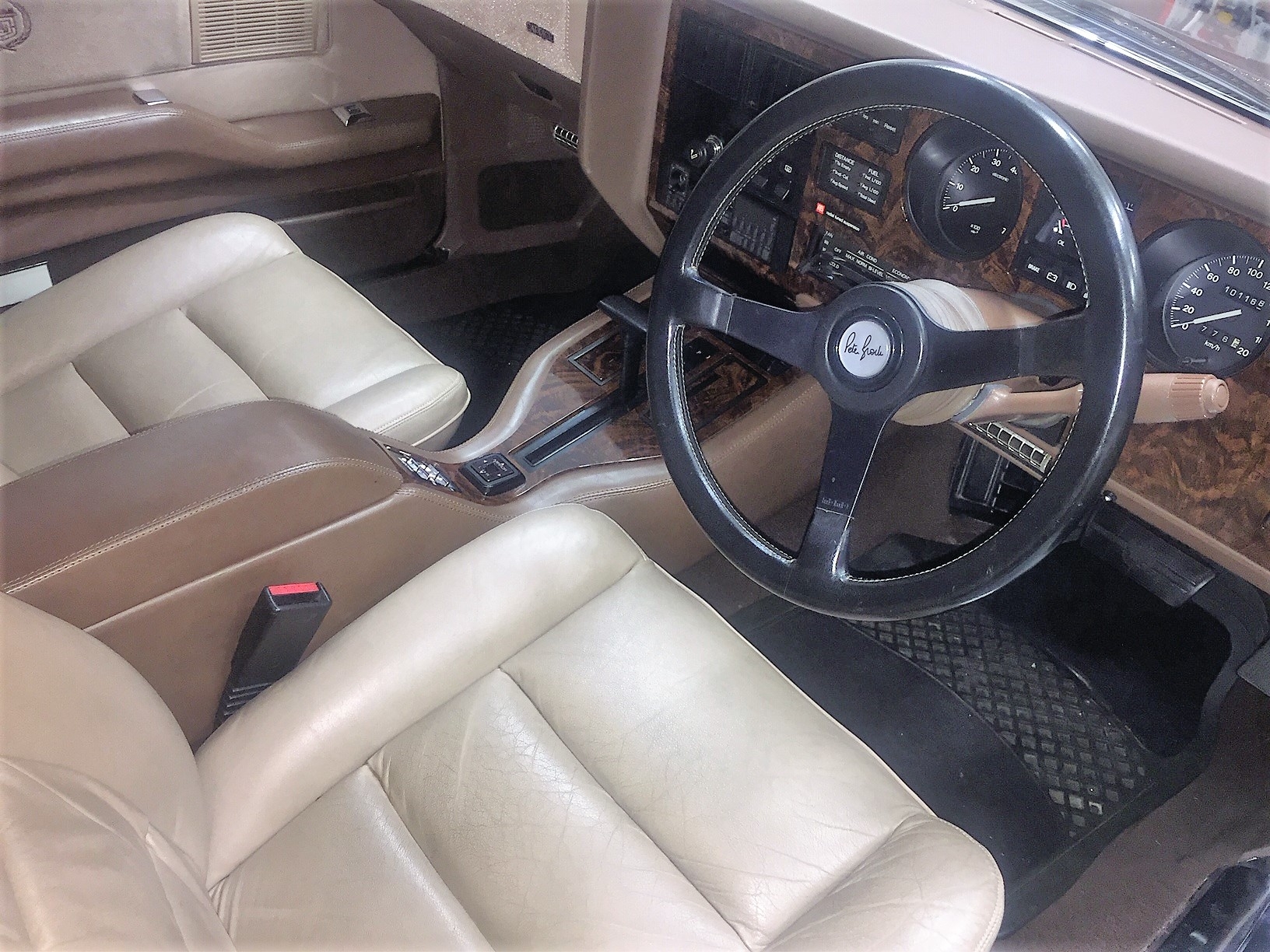1984 HOLDEN DEALER TEAM STATESMAN CAPRICE MAGNUM WB SEDAN