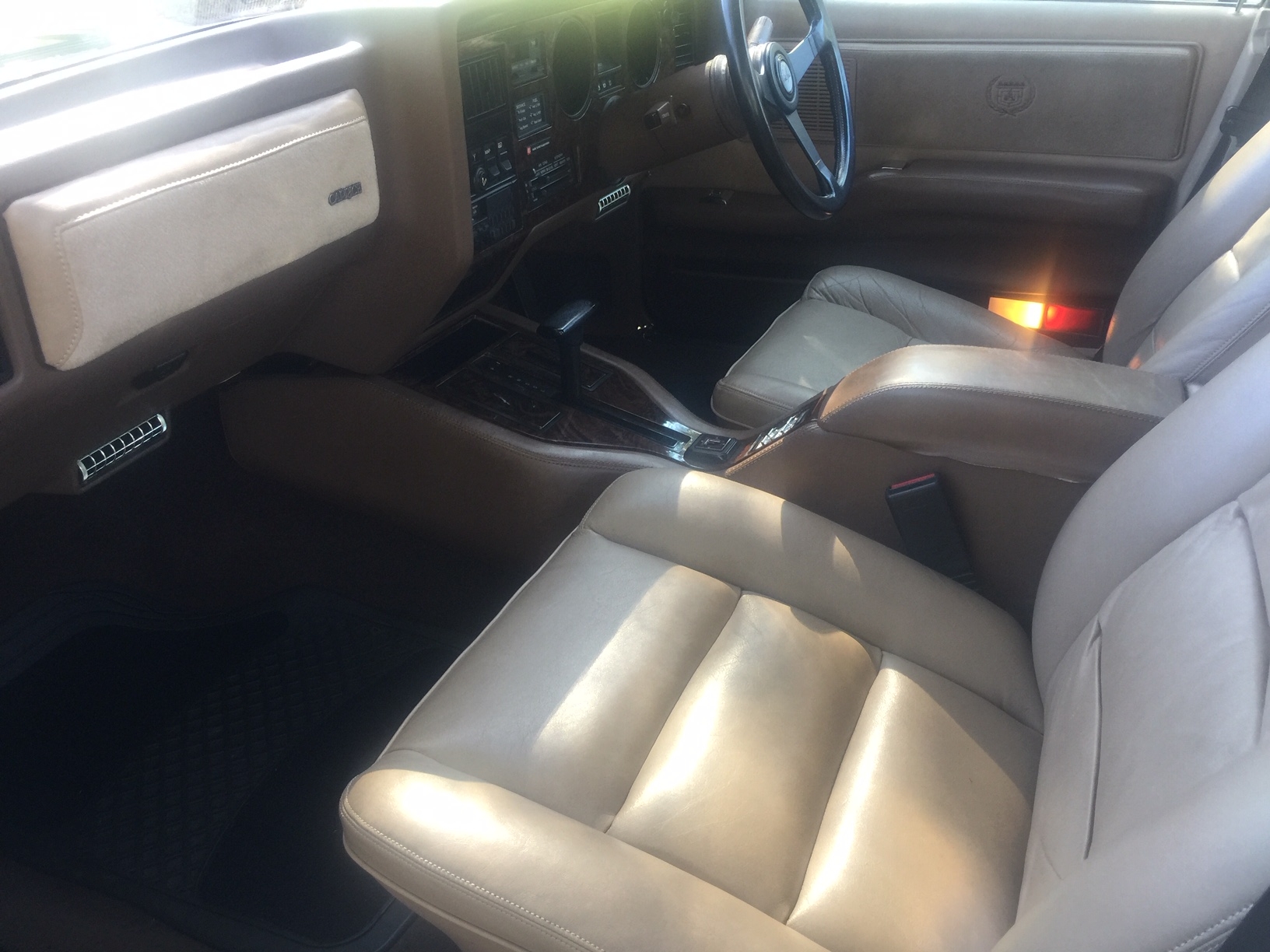 1984 HOLDEN DEALER TEAM STATESMAN CAPRICE MAGNUM WB SEDAN