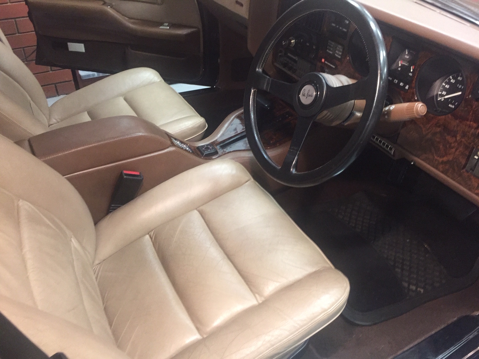 1984 HOLDEN DEALER TEAM STATESMAN CAPRICE MAGNUM WB SEDAN