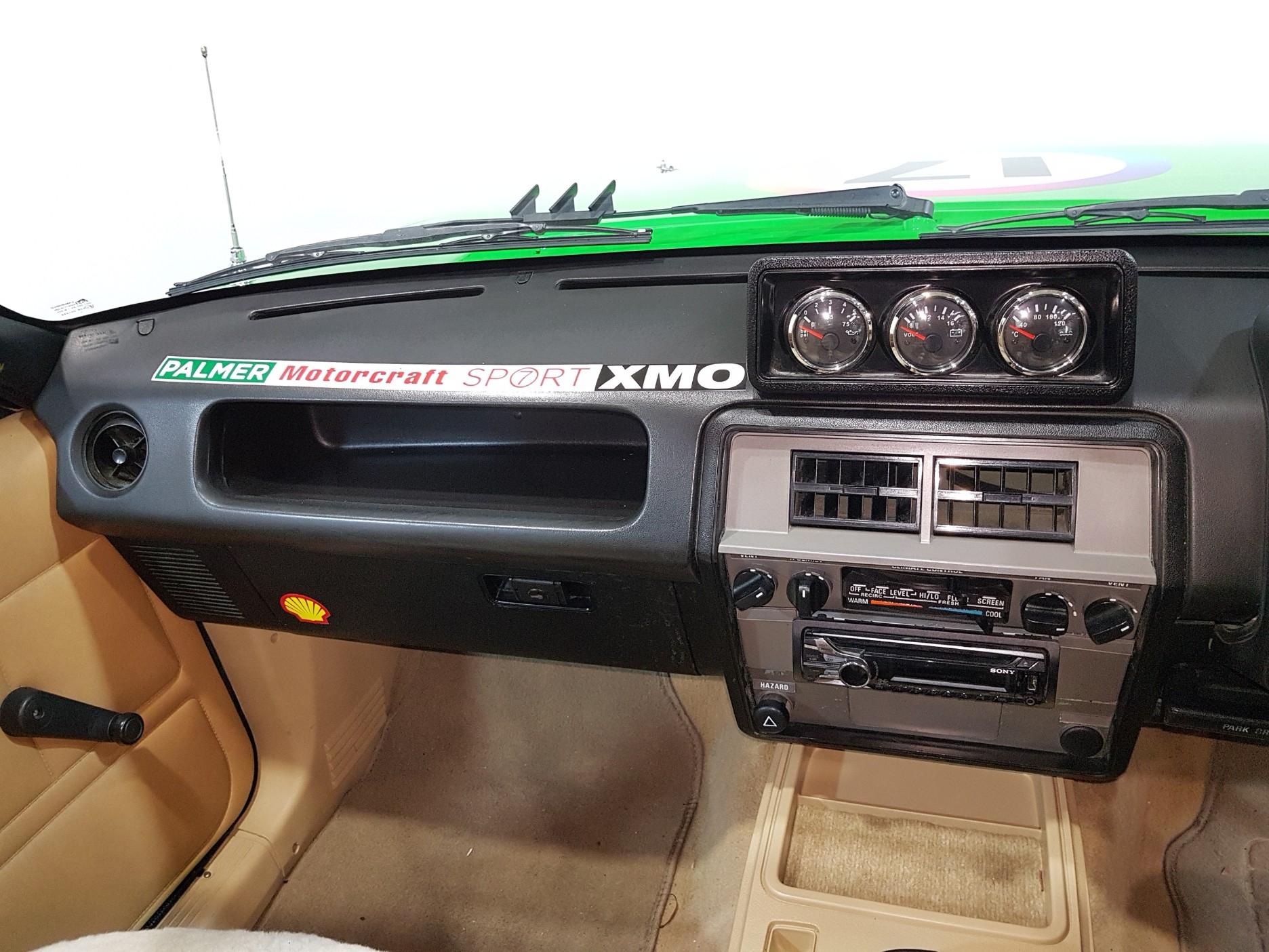 1984 FORD FALCON XE 4 SPEED MANUAL SEDAN