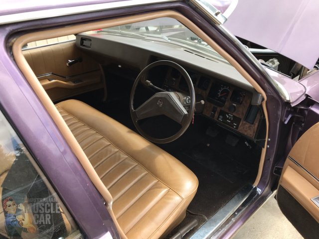 1972 HOLDEN STATESMAN CUSTOM HQ 3 SPEED MANUAL SEDAN