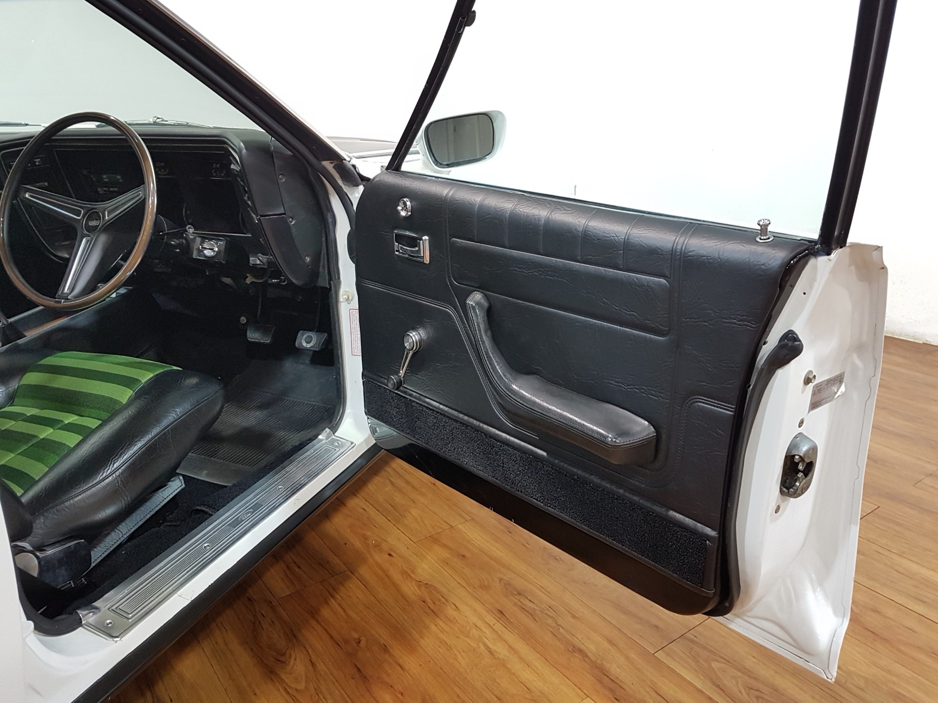 1973 FORD FALCON XA GT RPO 083 4 SPEED MANUAL SEDAN
