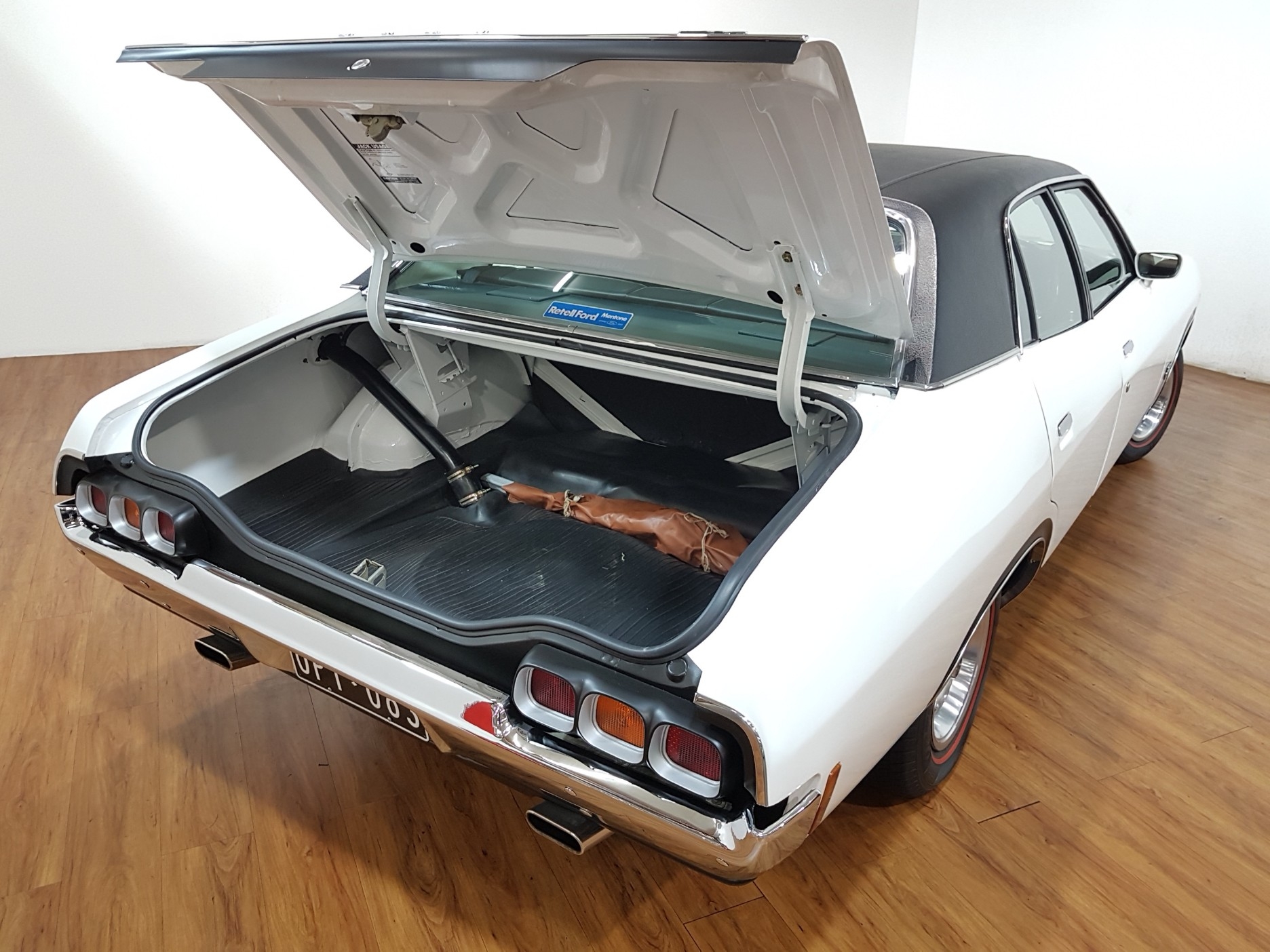 1973 FORD FALCON XA GT RPO 083 4 SPEED MANUAL SEDAN