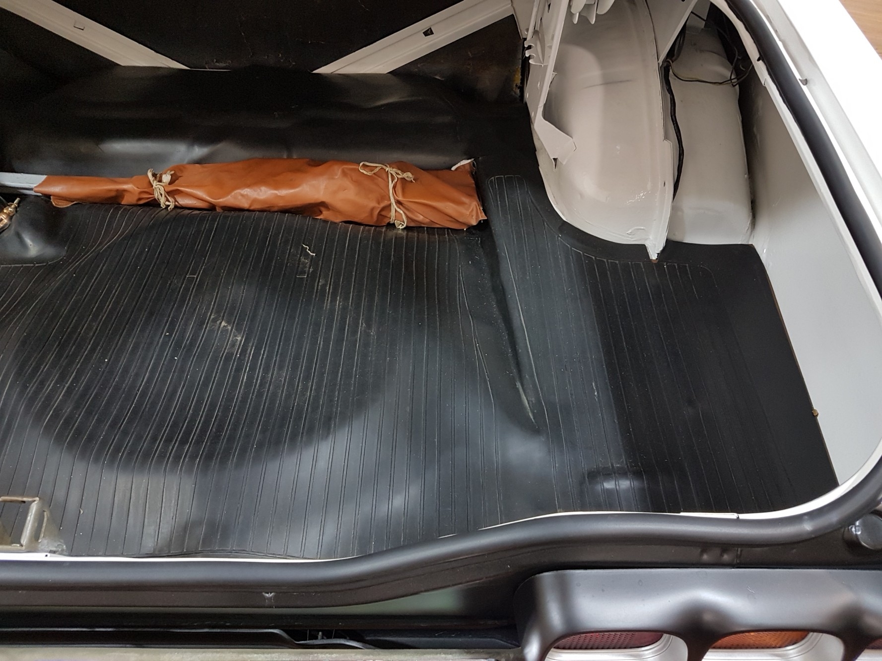 1973 FORD FALCON XA GT RPO 083 4 SPEED MANUAL SEDAN