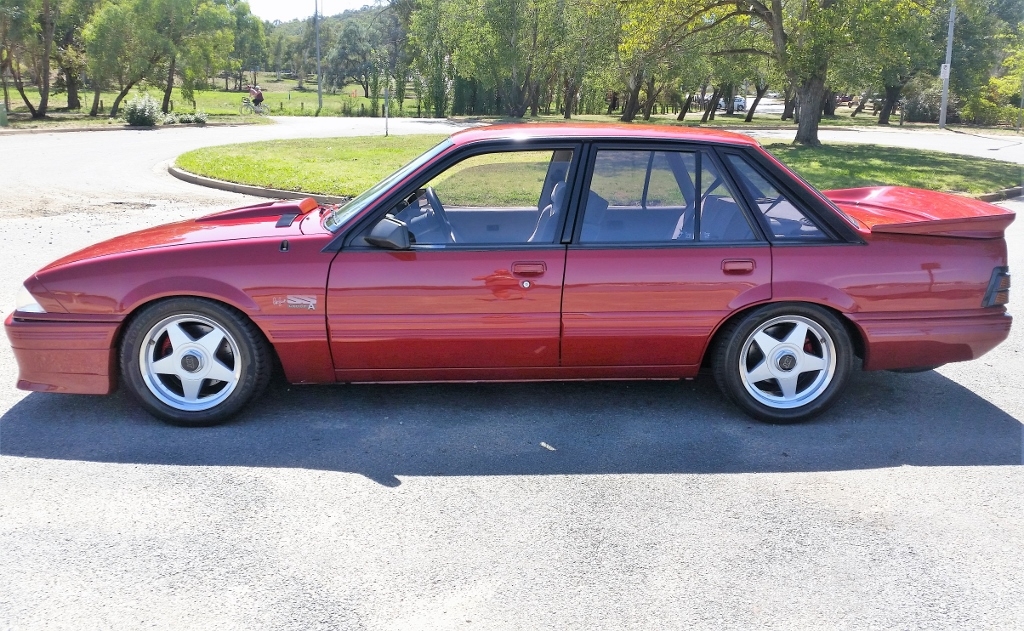 1987 HOLDEN VL COMMODORE SS GROUP A BROCK PLUS PACK 5 SPEED MANUAL SEDAN