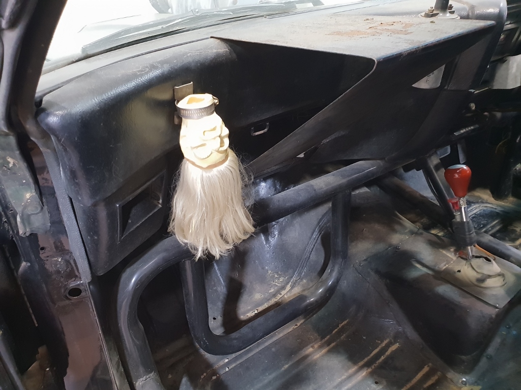 1975 FORD FALCON XB HARDTOP INTERCEPTOR 3 SPEED AUTOMATIC COUPE