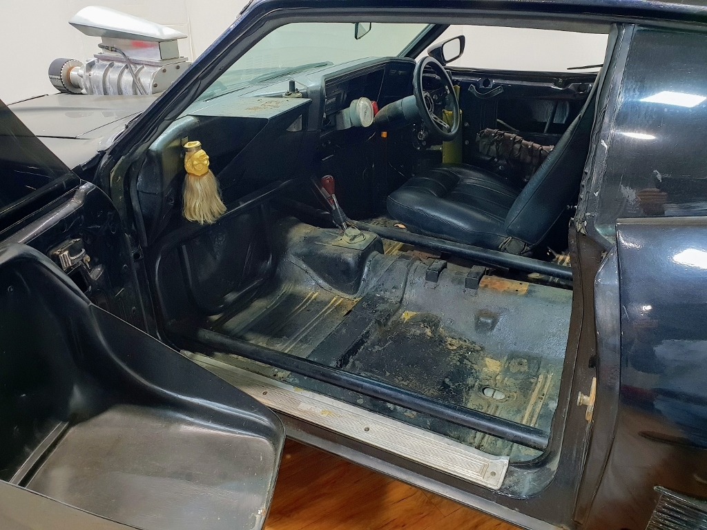 1975 FORD FALCON XB HARDTOP INTERCEPTOR 3 SPEED AUTOMATIC COUPE
