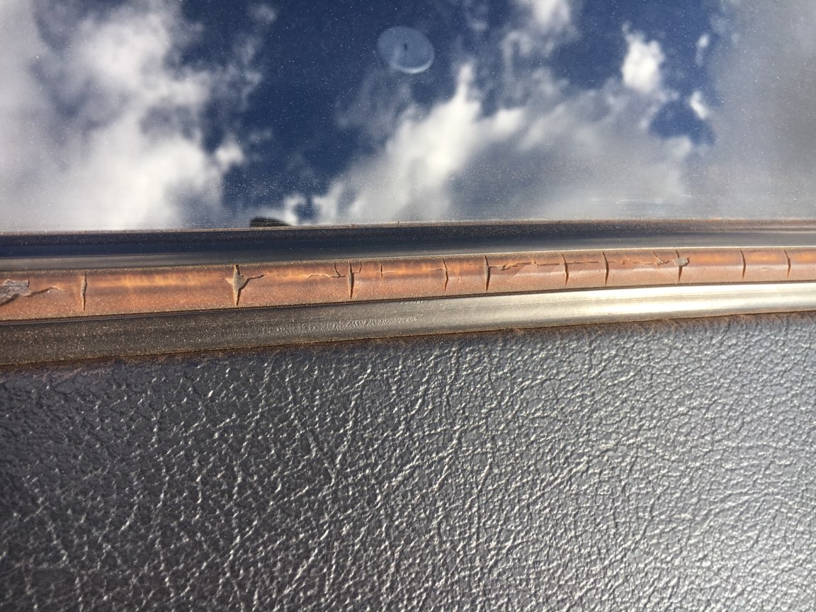 1974 CHRYSLER VALIANT VJ HARDTOP 3 SPEED AUTO COUPE
