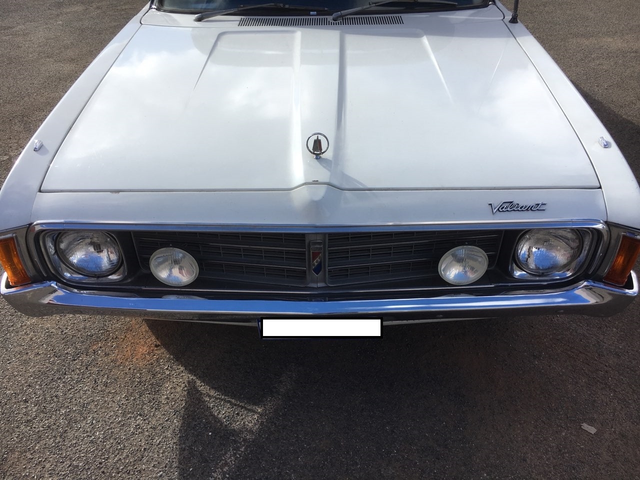 1974 CHRYSLER VALIANT VJ HARDTOP 3 SPEED AUTO COUPE