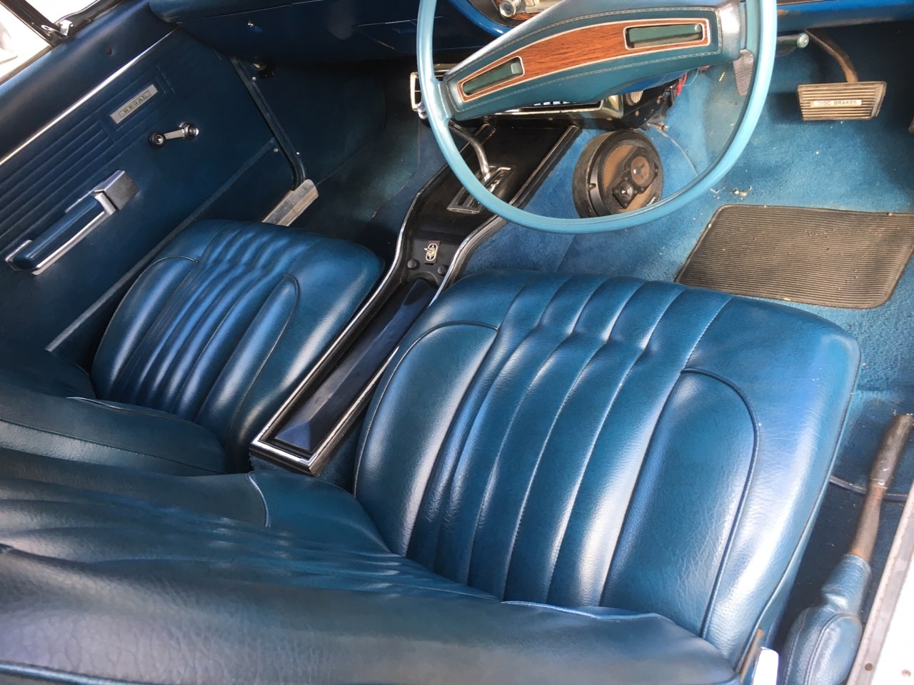1974 CHRYSLER VALIANT VJ HARDTOP 3 SPEED AUTO COUPE