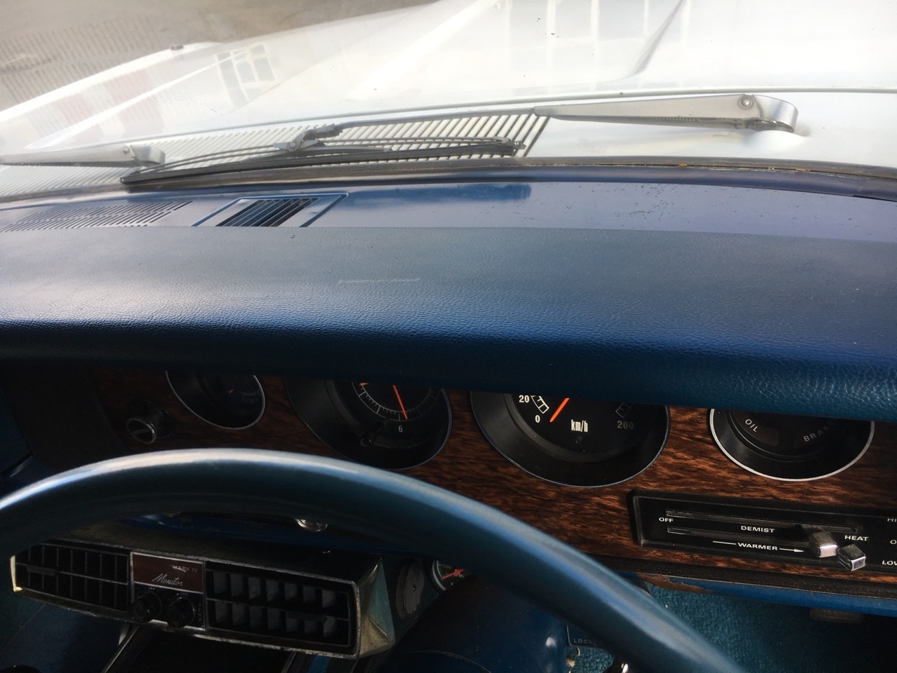 1974 CHRYSLER VALIANT VJ HARDTOP 3 SPEED AUTO COUPE