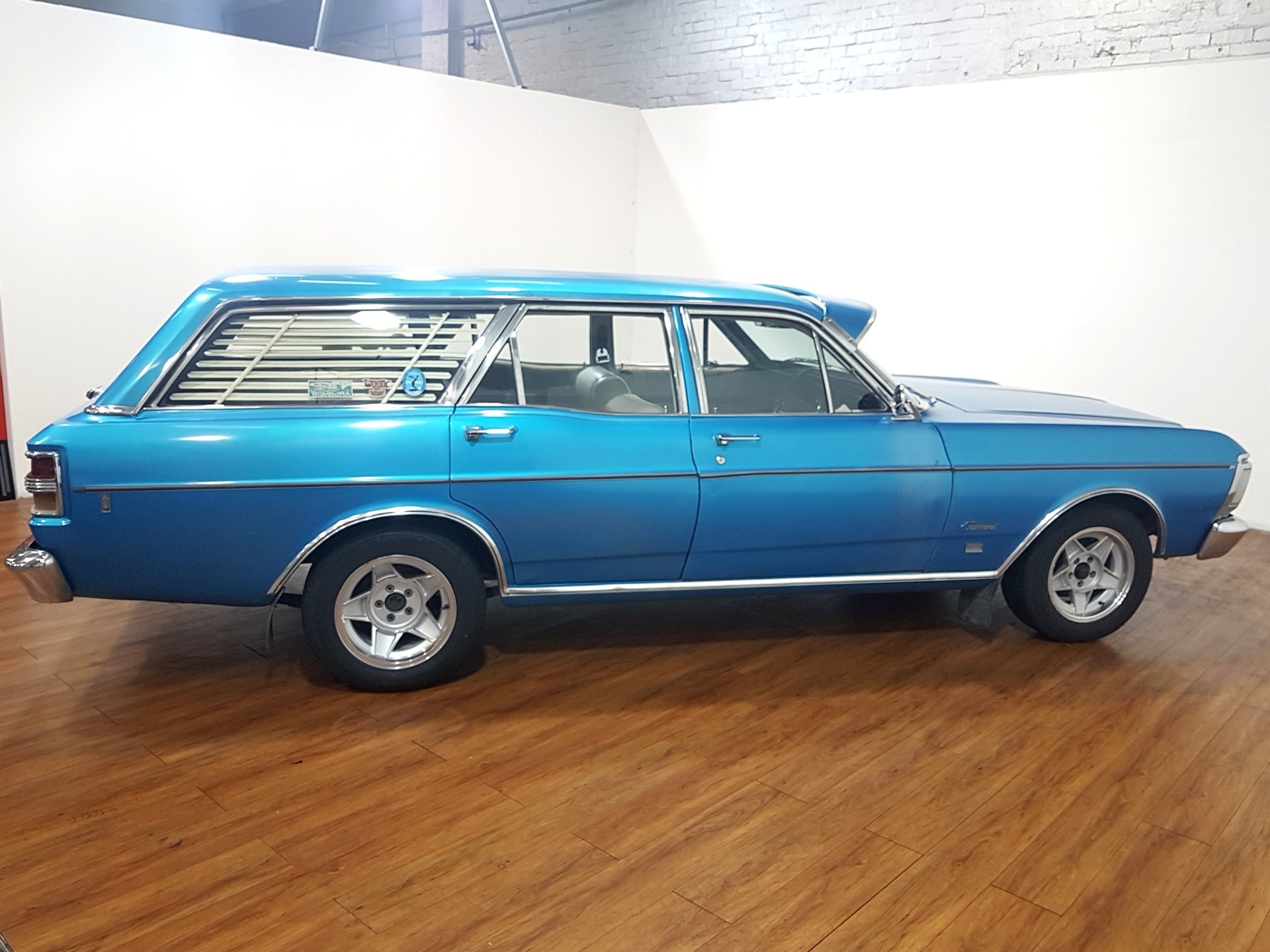 1971 FORD FAIRMONT XY 3 SPEED AUTO WAGON