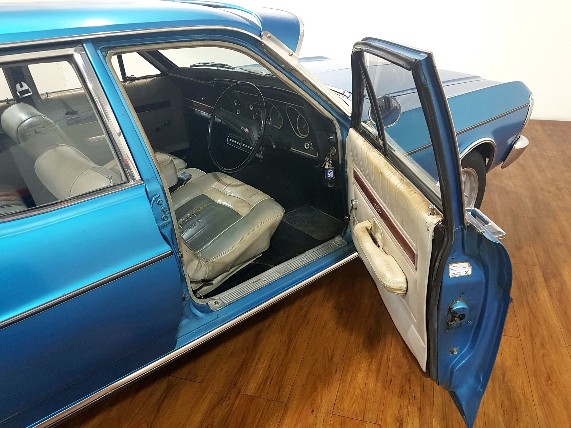 1971 FORD FAIRMONT XY 3 SPEED AUTO WAGON