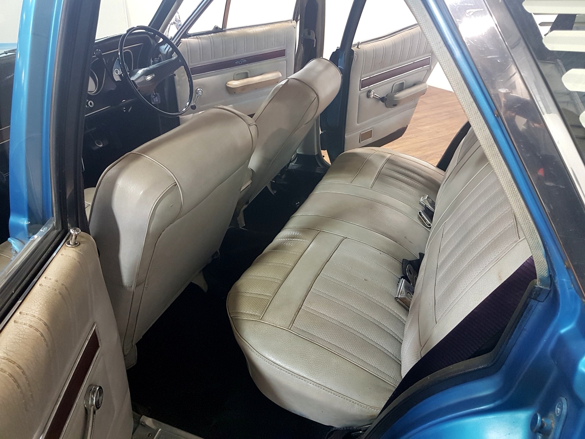 1971 FORD FAIRMONT XY 3 SPEED AUTO WAGON