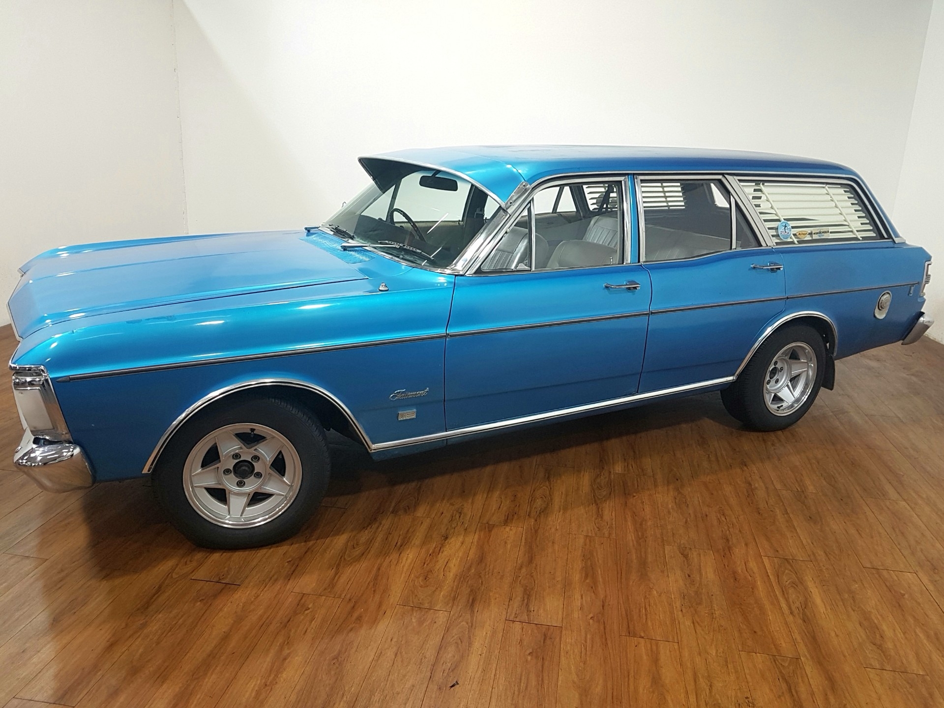 1971 FORD FAIRMONT XY 3 SPEED AUTO WAGON