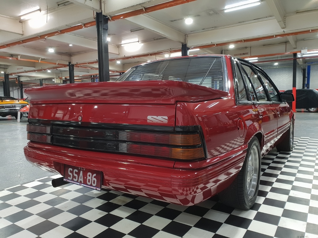 1986 HDT HOLDEN COMMODORE VL SS GROUP A 5 SPEED MANUAL SEDAN