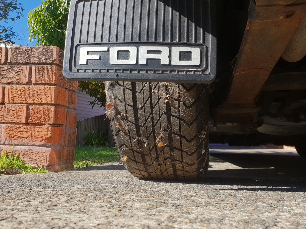 1978 FORD FALCON XC COBRA 4 SPEED MANUAL SEDAN