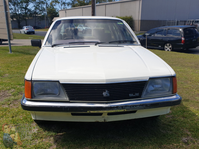 1982 HOLDEN COMMODORE VH SL/E 3 SPEED AUTOMATIC SEDAN