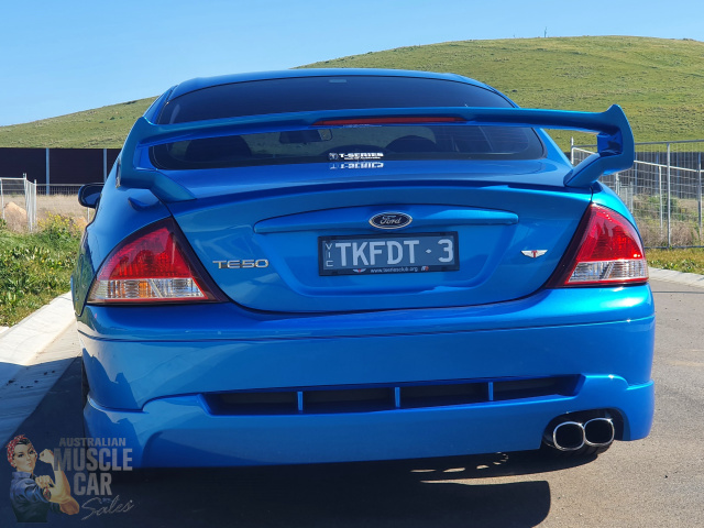 2002 TICKFORD AU TE50 4 SPEED AUTOMATIC SEDAN