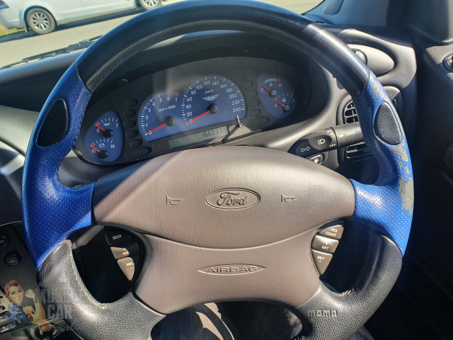 2002 TICKFORD AU TE50 4 SPEED AUTOMATIC SEDAN
