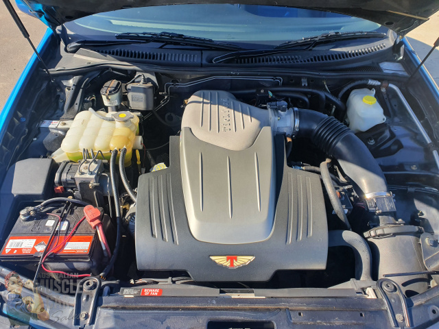2002 TICKFORD AU TE50 4 SPEED AUTOMATIC SEDAN