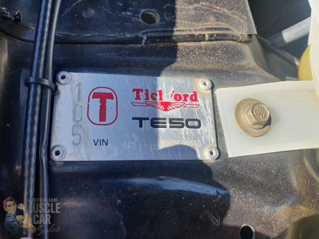 2002 TICKFORD AU TE50 4 SPEED AUTOMATIC SEDAN