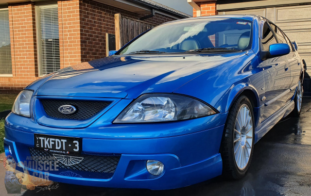 2002 TICKFORD AU TE50 4 SPEED AUTOMATIC SEDAN