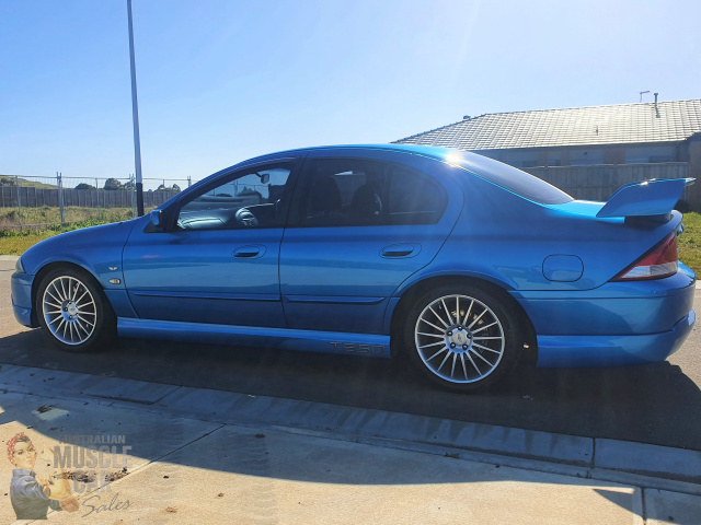 2002 TICKFORD AU TE50 4 SPEED AUTOMATIC SEDAN