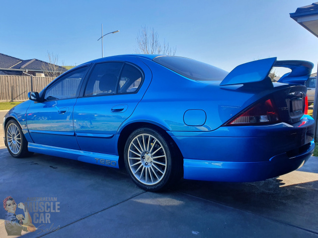 2002 TICKFORD AU TE50 4 SPEED AUTOMATIC SEDAN