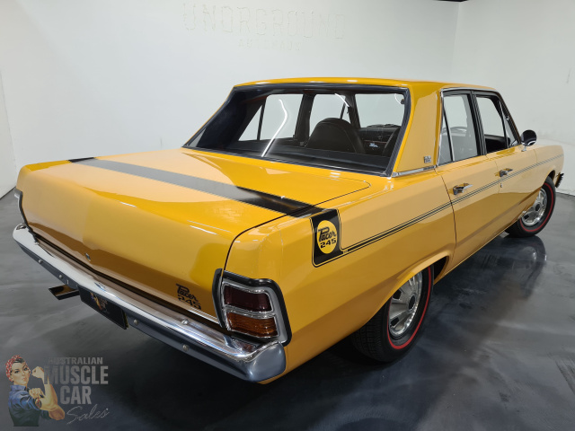 1970 CHRYSLER VALIANT VG PACER 4 SPEED MANUAL SEDAN