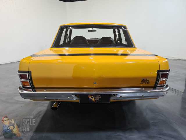 1970 CHRYSLER VALIANT VG PACER 4 SPEED MANUAL SEDAN