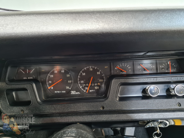 1970 CHRYSLER VALIANT VG PACER 4 SPEED MANUAL SEDAN