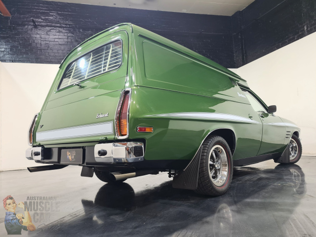 1974 HOLDEN SANDMAN HQ 4 SPEED MANUAL PANEL VAN