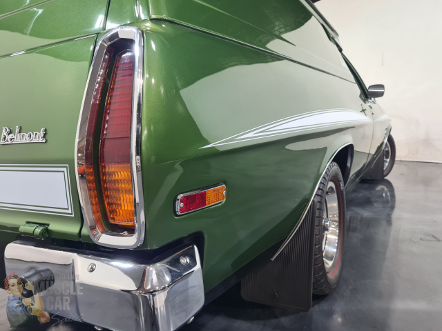 1974 HOLDEN SANDMAN HQ 4 SPEED MANUAL PANEL VAN